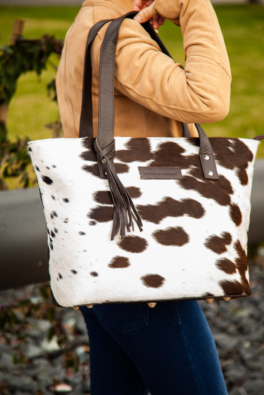 Women cowhide bag 501: BROWN