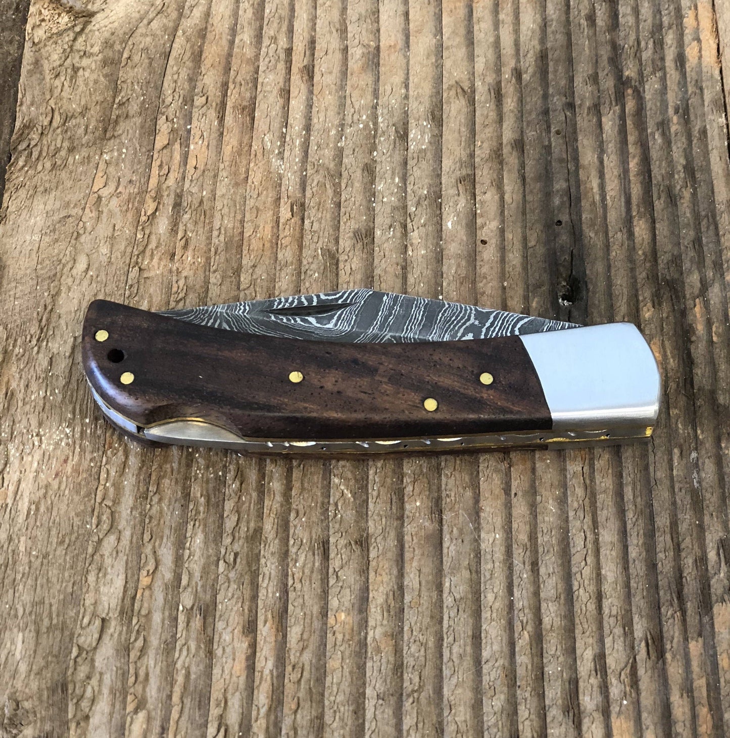 Damascus Walnut Pocket Knife VG 106