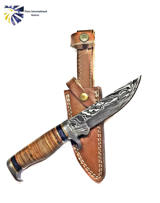 DAMASCUS KNIFE/ Titan/ Camp/ Hunting Knife / Leather Handel